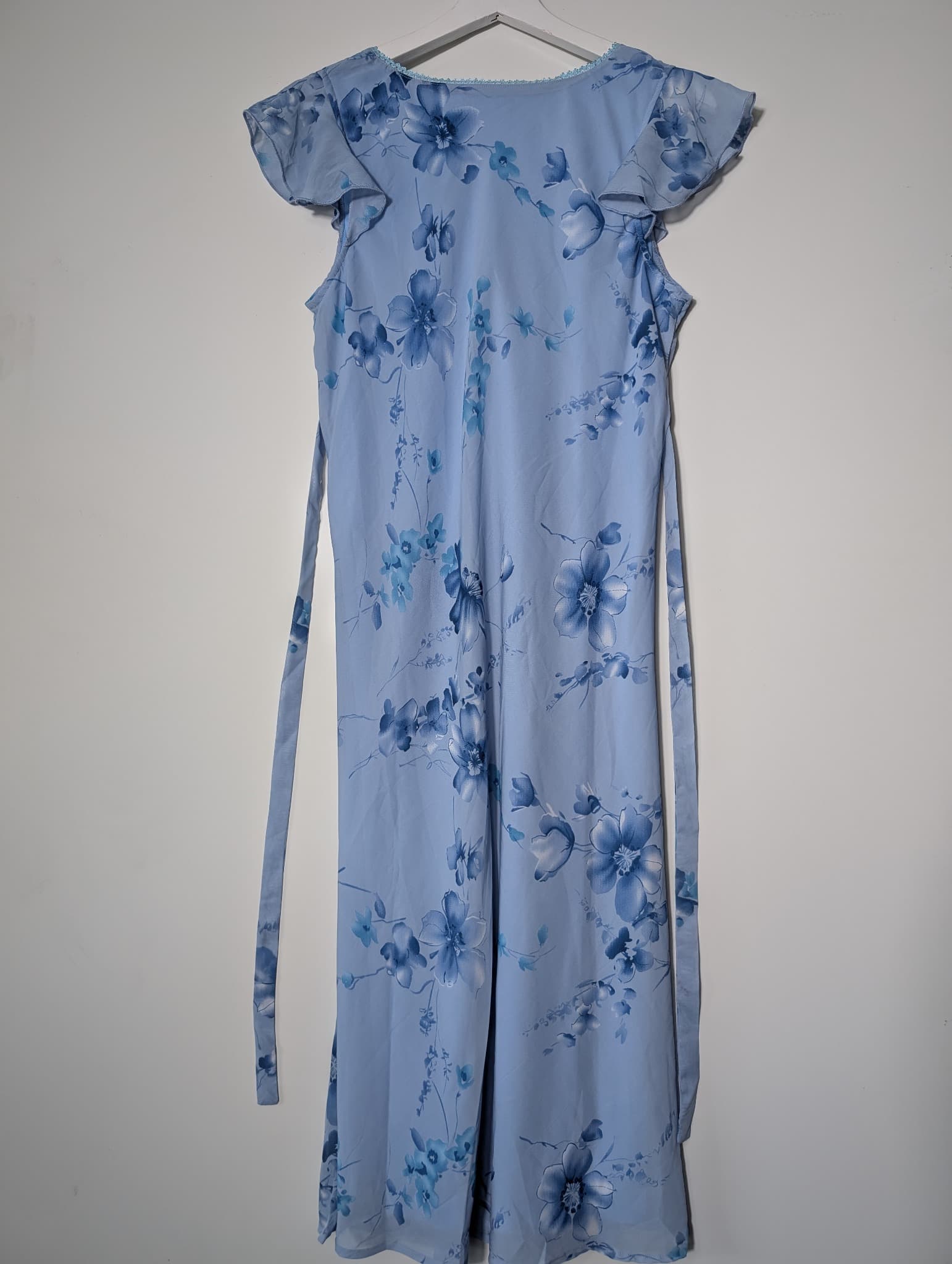 Bia Clothing Floral Midi Dress Blue Flutter Sleeve — photo 6 of 7