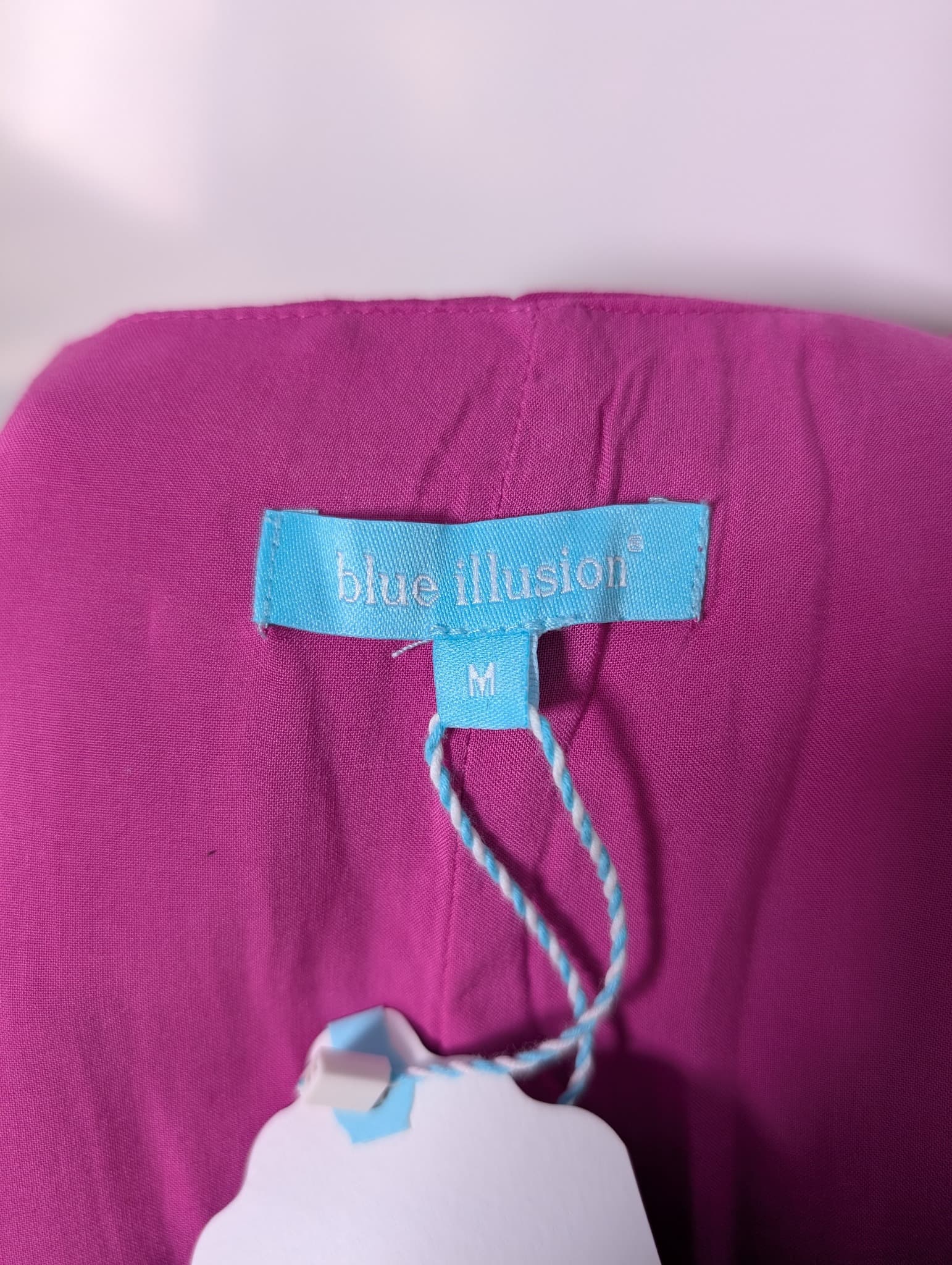 Blue Illusion Midi Dress Magenta Puff Sleeve Button-Front Size M — photo 6 of 10
