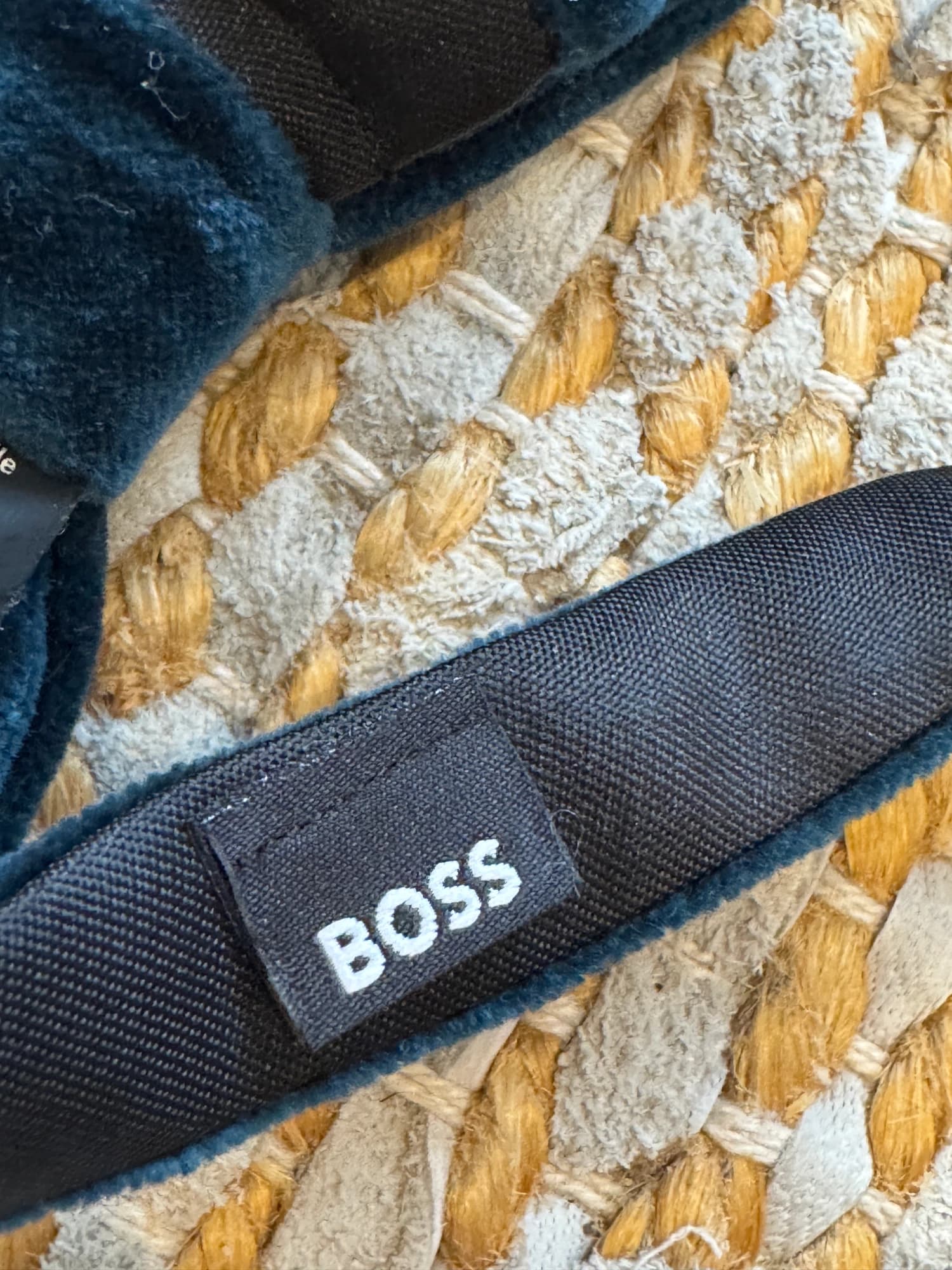 BOSS Men's Dark Teal Velvet Adjustable Bow Tie — photo 4 of 5
