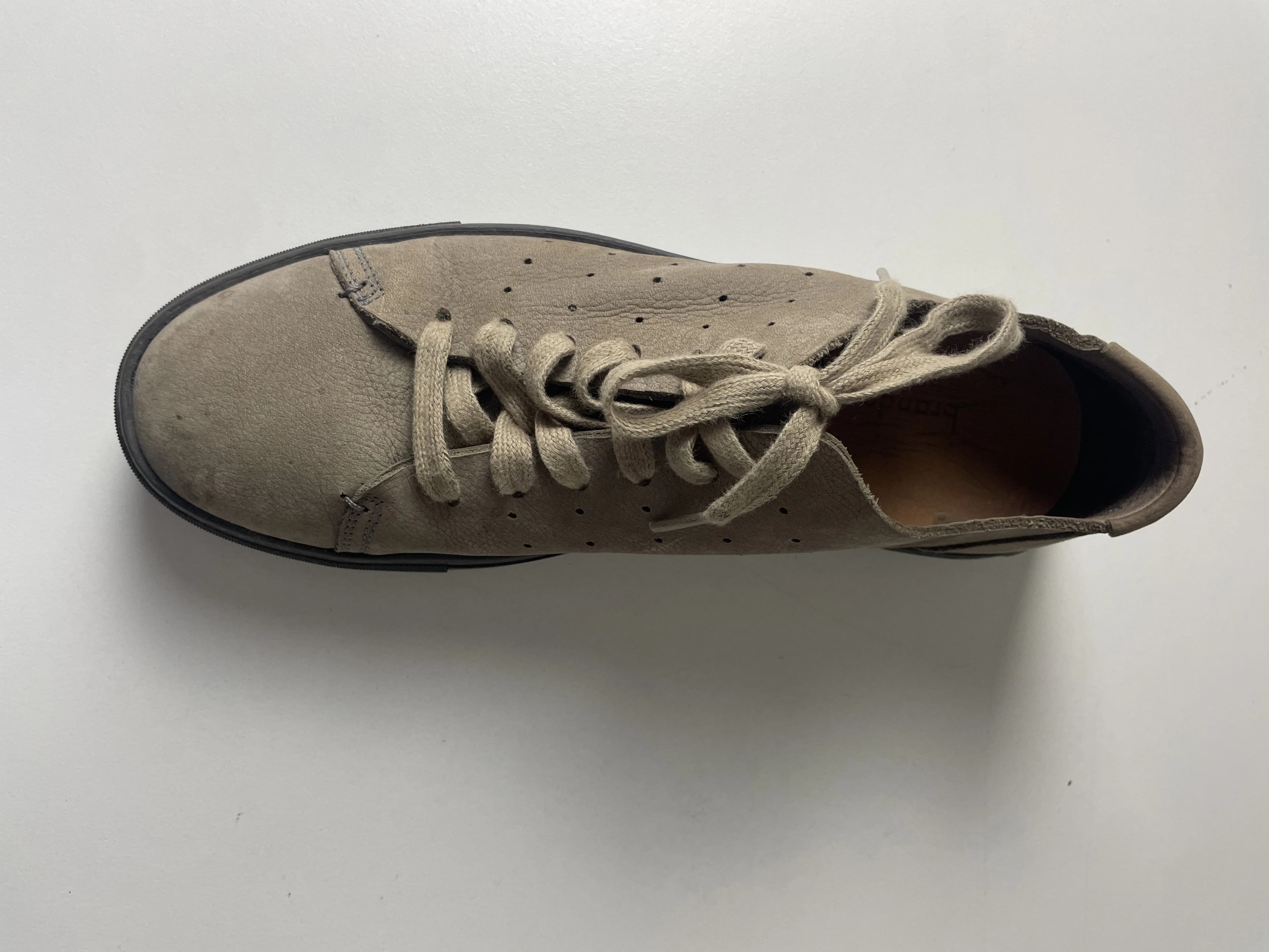 Brando Beige Suede Sneakers — photo 11 of 14