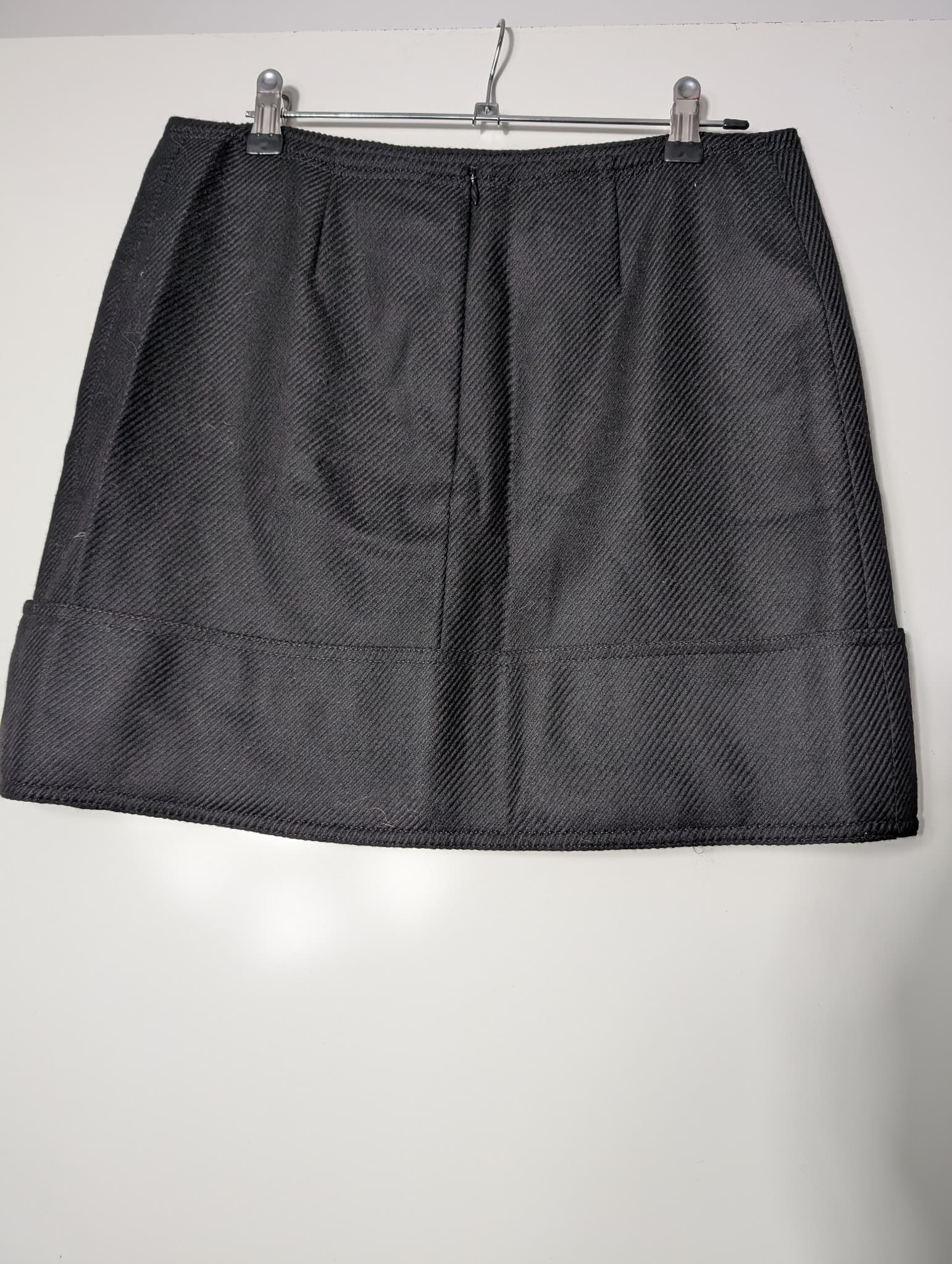 Burberry London Herringbone Wool Mini Skirt Black UK 8 — photo 3 of 5