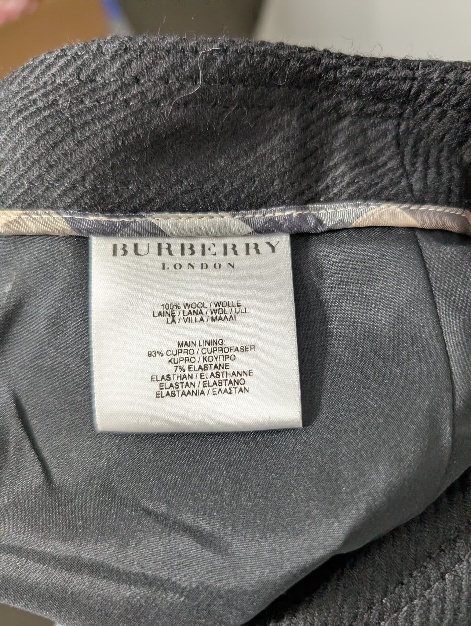Burberry London Herringbone Wool Mini Skirt Black UK 8 — photo 5 of 5