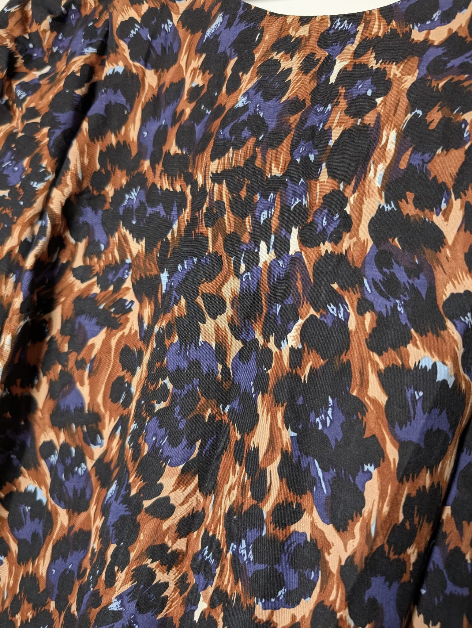 Camilla and Marc Leopard Print Shift Dress Women's Size 12 — photo 2 of 7