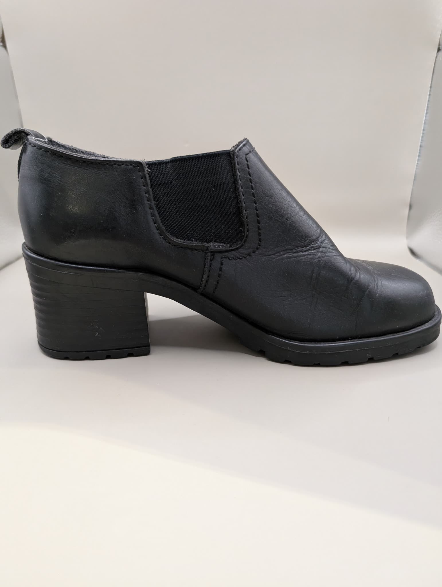 CANDY Black Leather Ankle Boots Women's Chelsea Heel — photo 4 of 8
