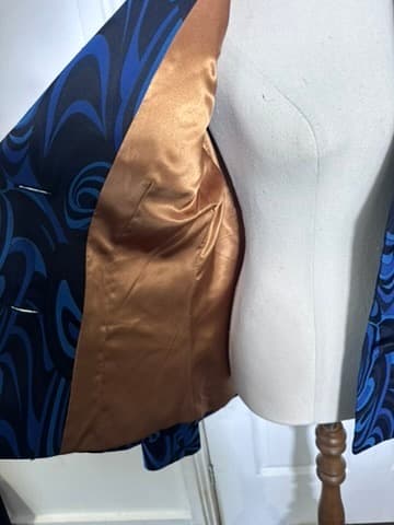Charlie Brown Blue and Black Swirl Print Blazer - Size 10 — photo 4 of 9