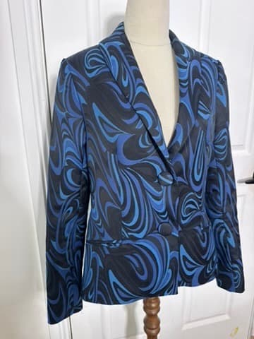 Charlie Brown Blue and Black Swirl Print Blazer - Size 10 — photo 6 of 9