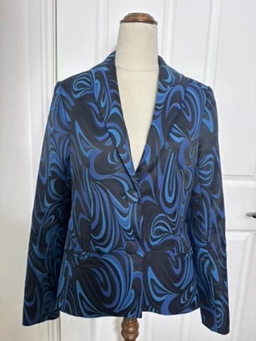 Charlie Brown Blue and Black Swirl Print Blazer - Size 10 — photo 8 of 9