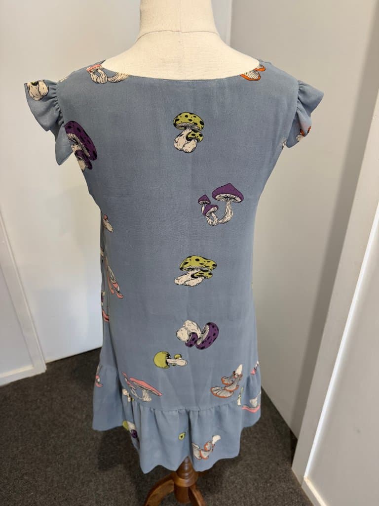 Chim Yen Junk Stuff Mushroom Print Silk Shift Dress - Grey Size M — photo 5 of 8