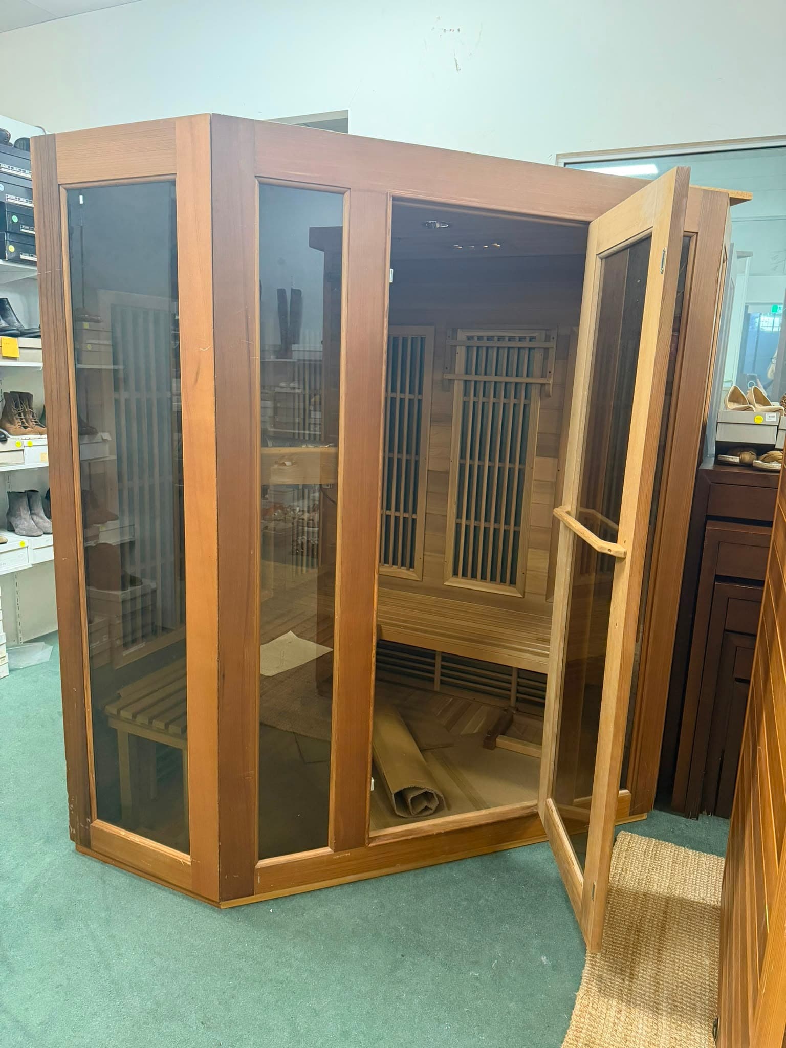 Corner Infrared Sauna Room with Digital Monitor and Audio System — photo 2 of 10