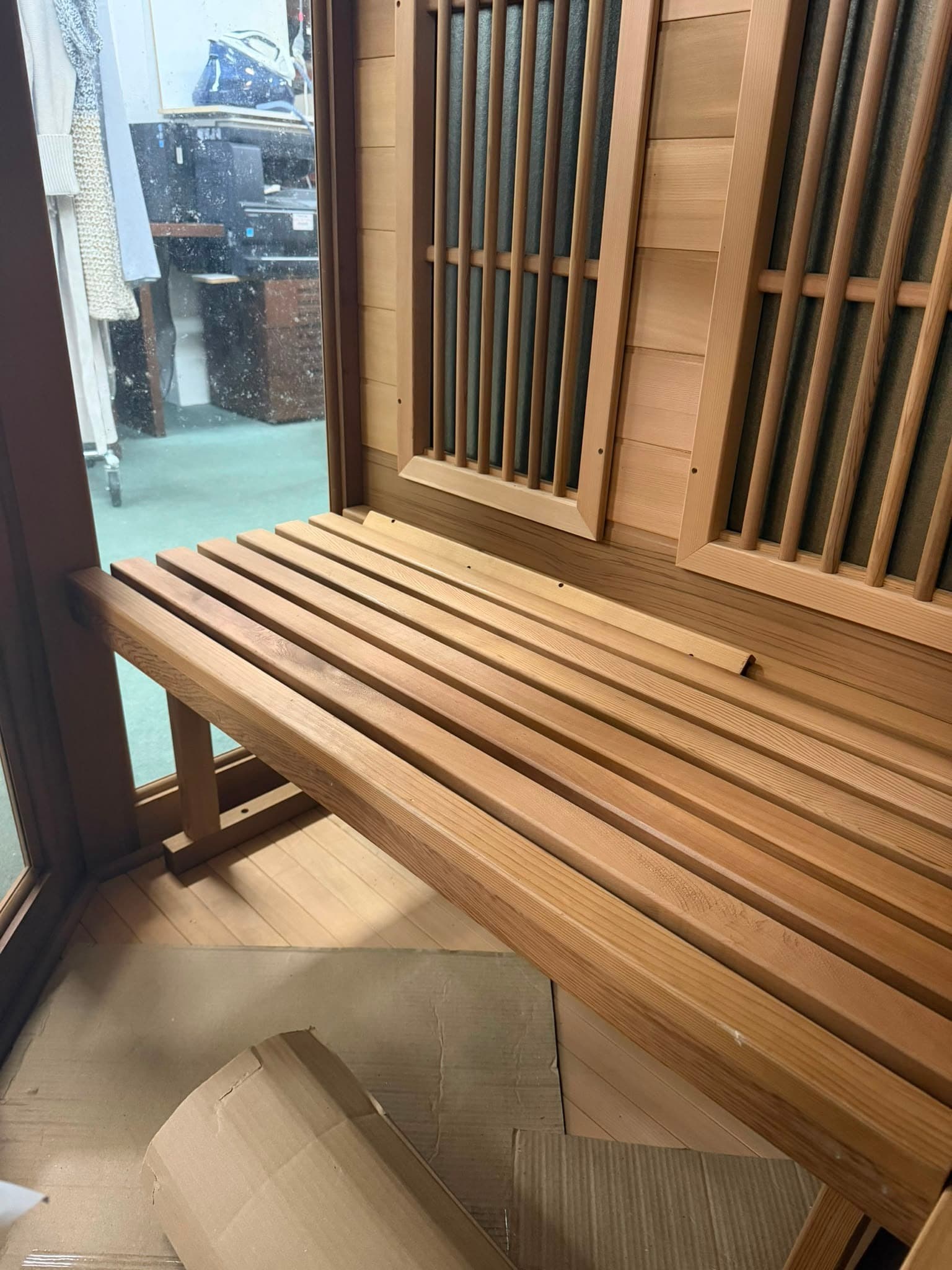 Corner Infrared Sauna Room with Digital Monitor and Audio System — photo 8 of 10