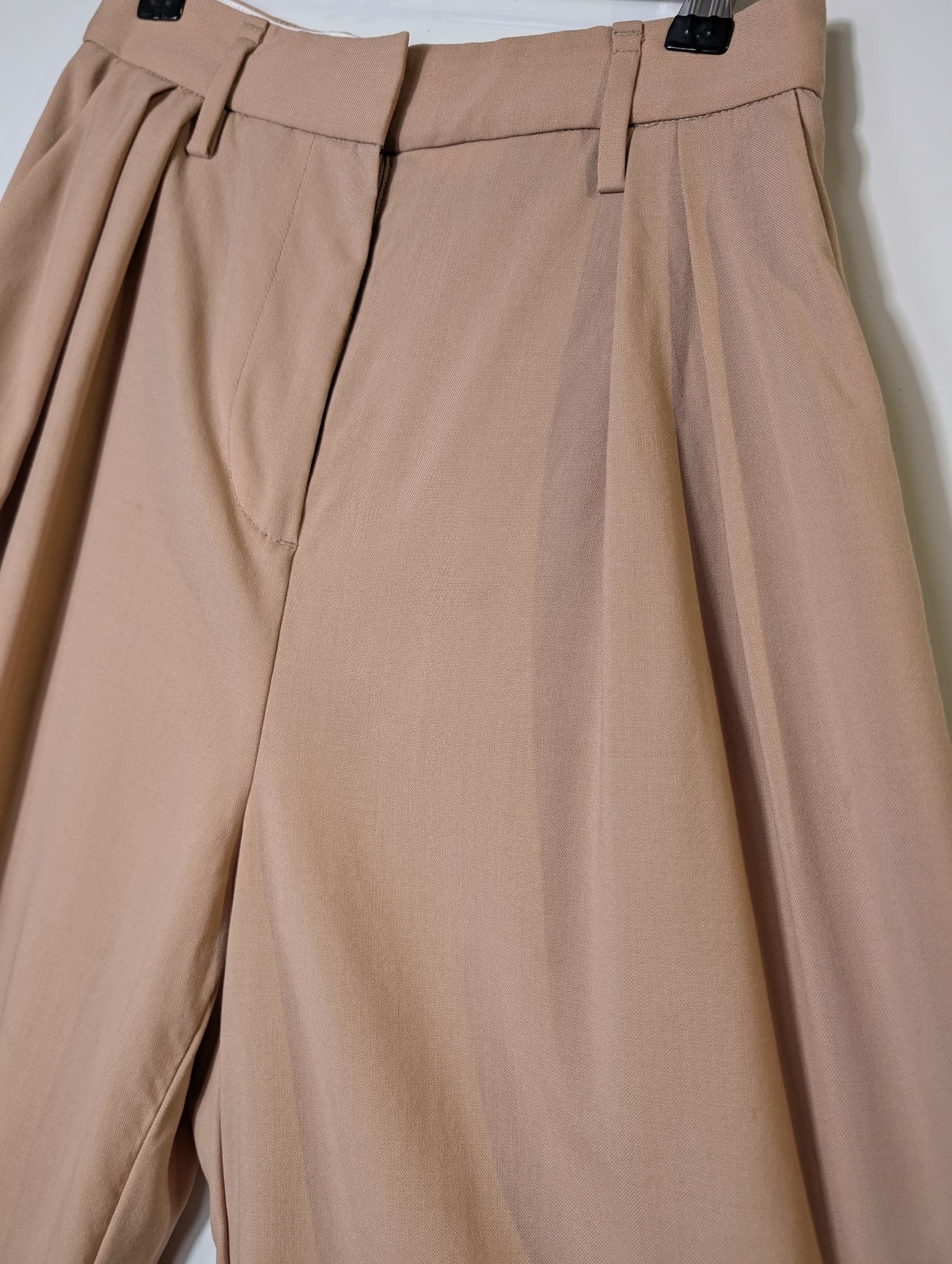 Country Road Wide-Leg Pleated Trousers Beige Women's Size 6 — photo 2 of 7