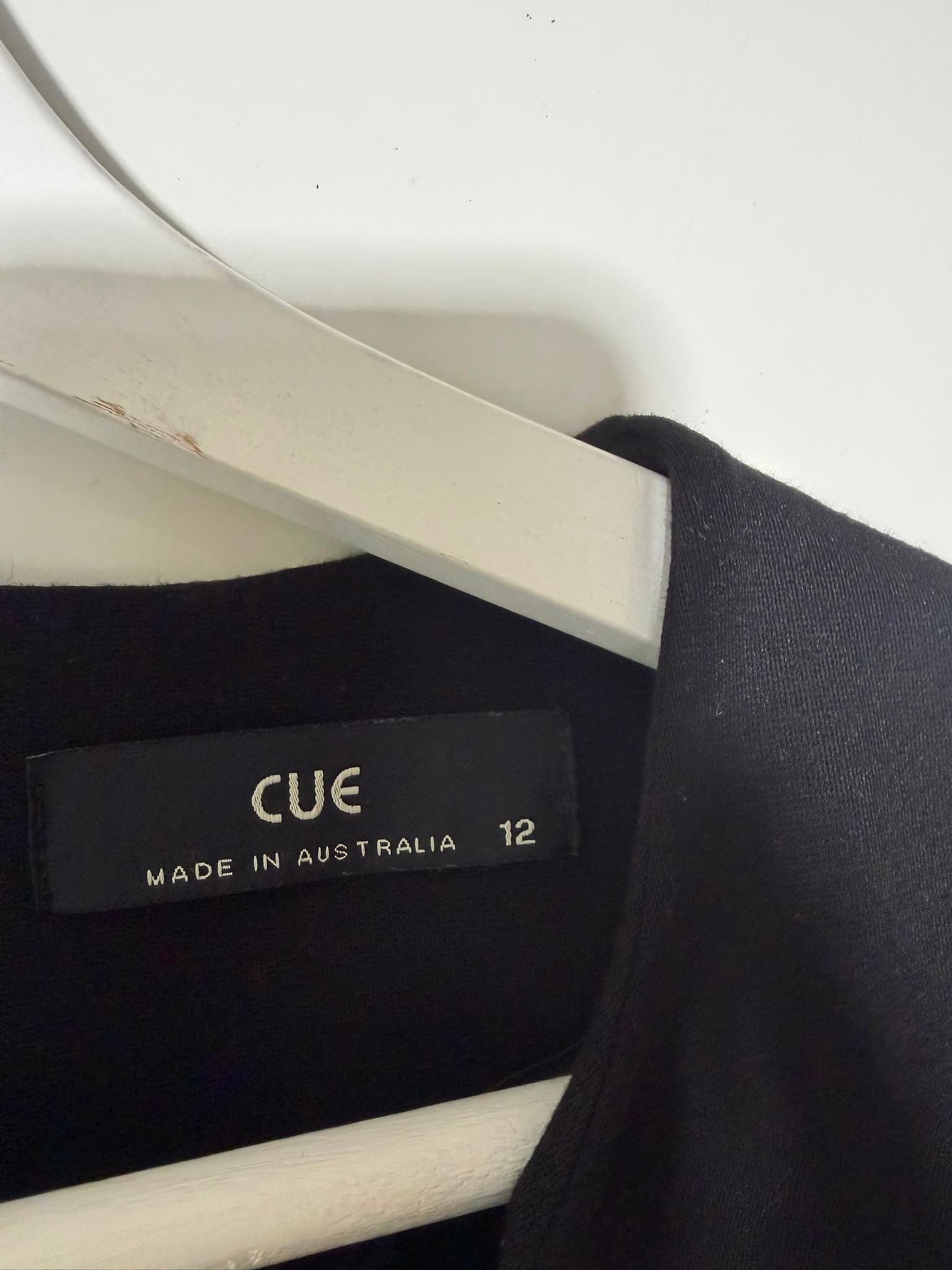 Cue Long Sleeve Asymmetric Hem Blouse Black Size 12 — photo 5 of 6