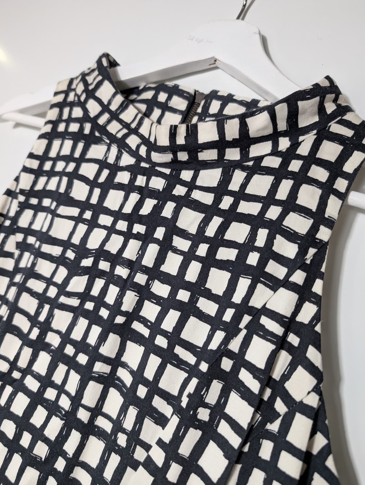 CUE Sleeveless Grid Print Dress Women's AU 12 — photo 3 of 9