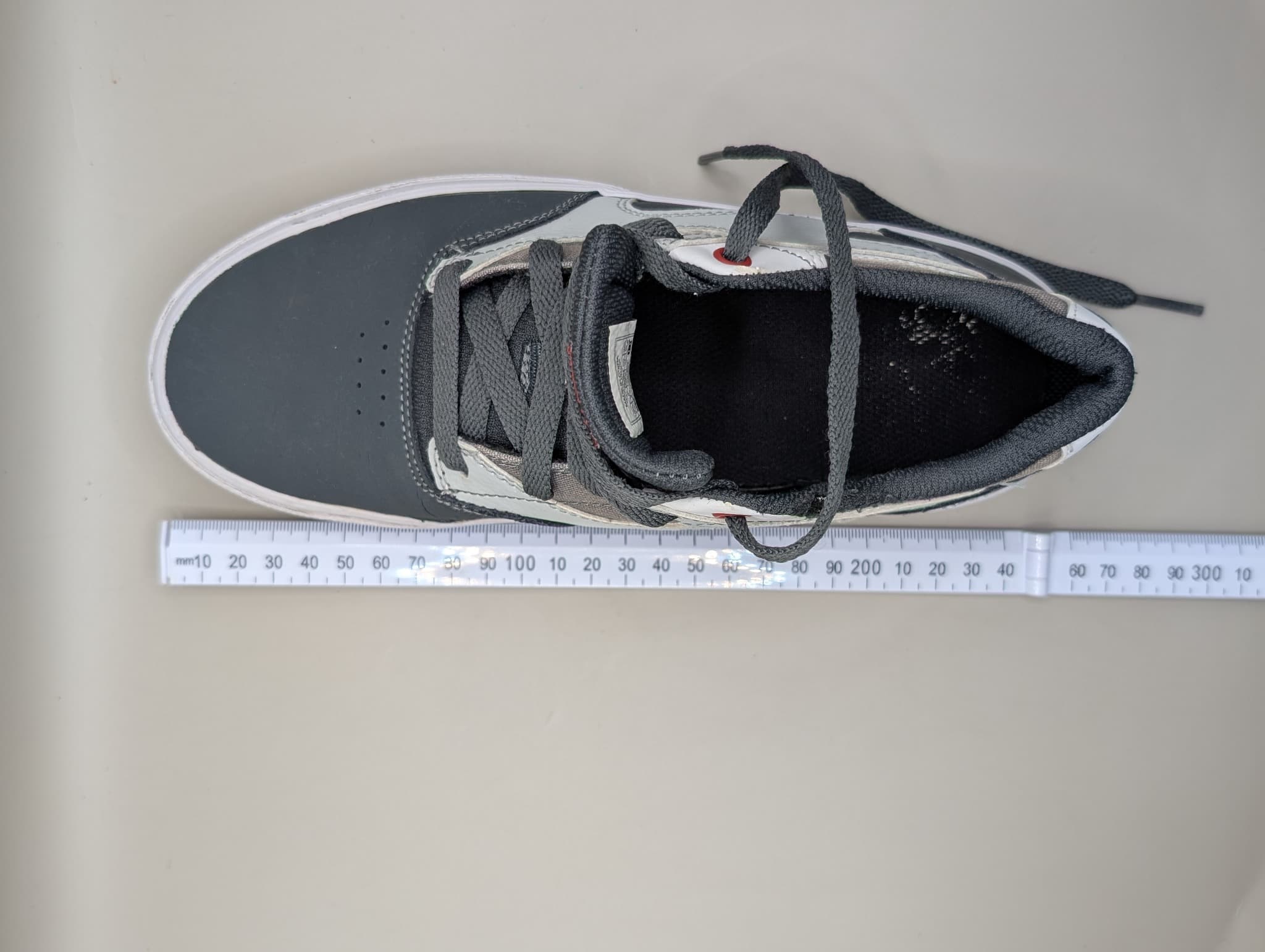 DC Shoes Kalis Vulc Youth Skate Sneakers Grey White US 5 — photo 6 of 6