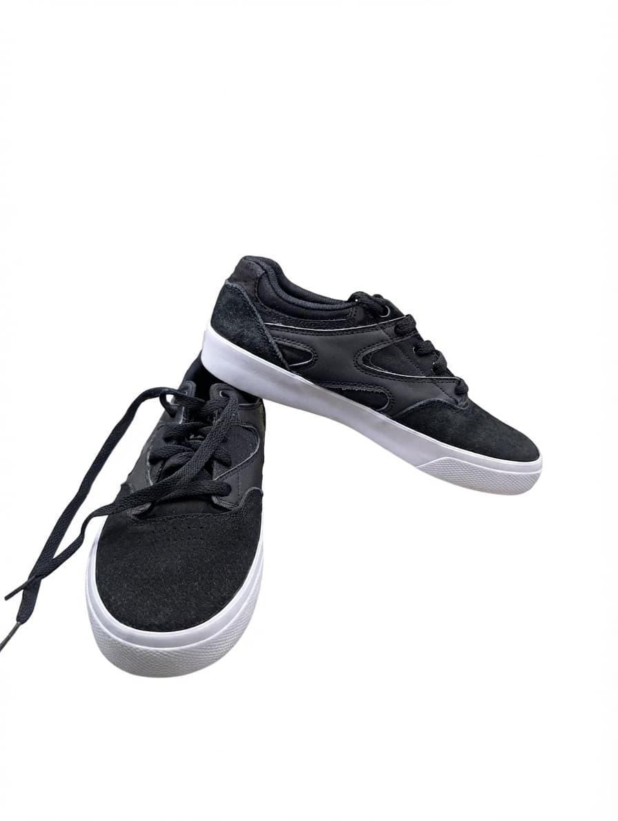DC Shoes Kalis Vulc Youth Sneakers Black US 5 — photo 1 of 12