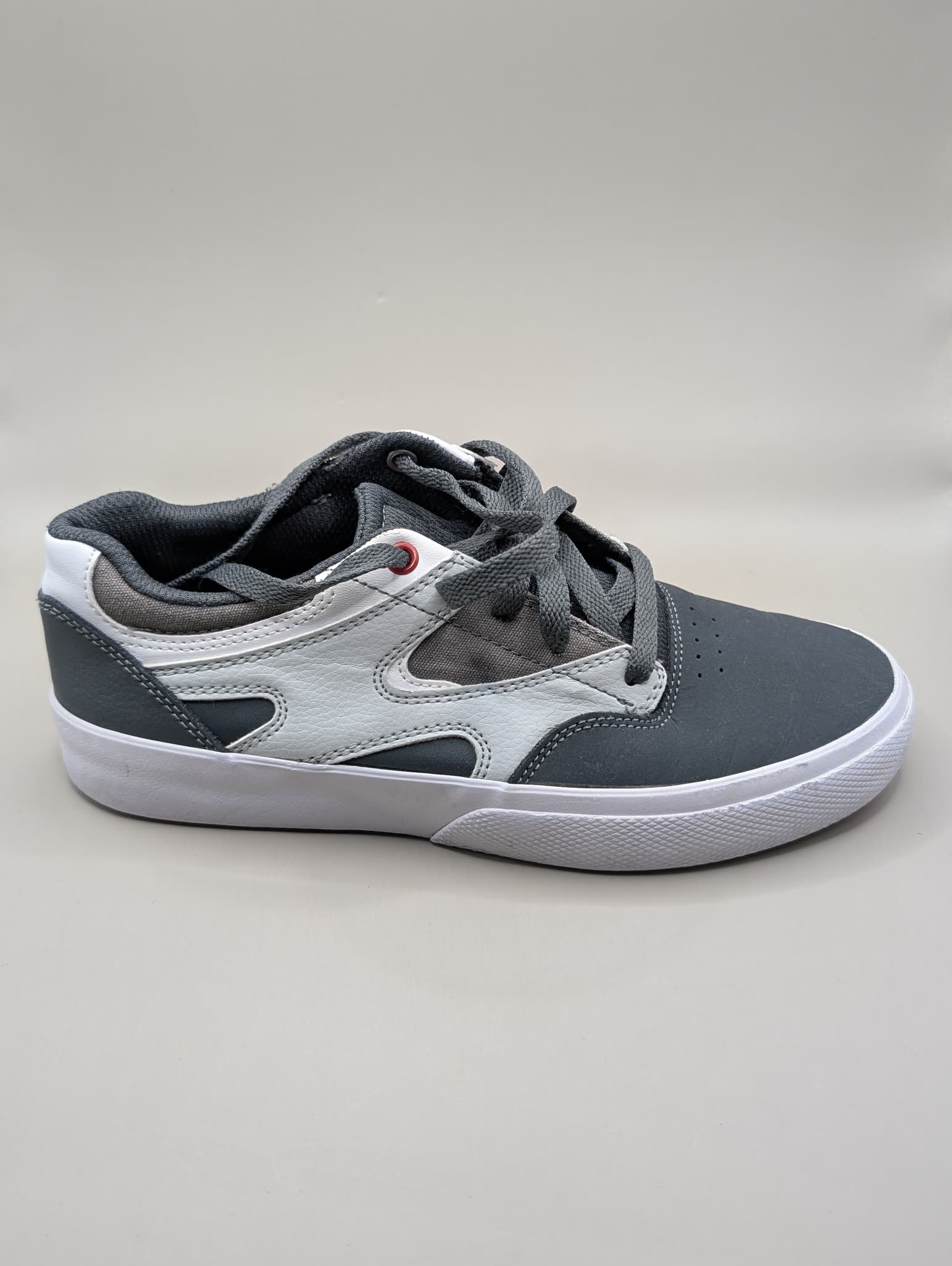 DC Shoes Kalis Vulc Youth Sneakers Black US 5 — photo 12 of 12