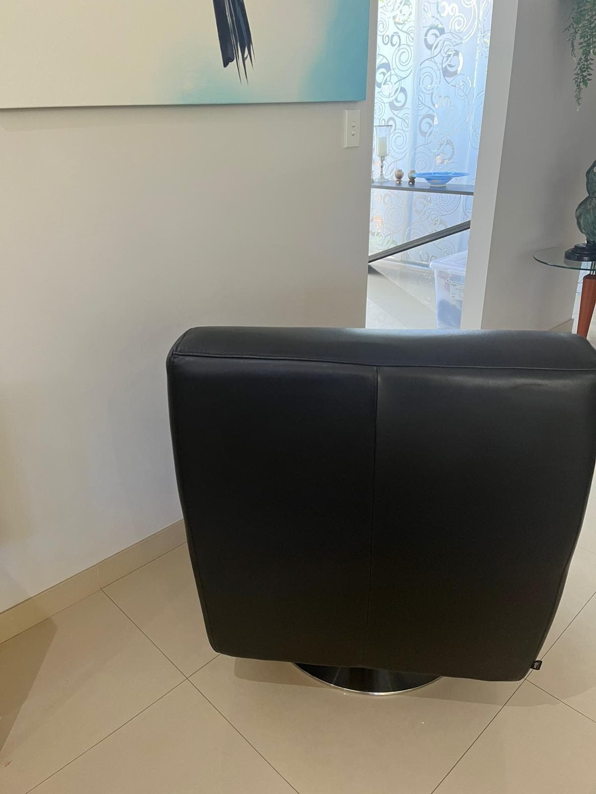 Demir Italian Leather Swivel Armchair Black — photo 4 of 7