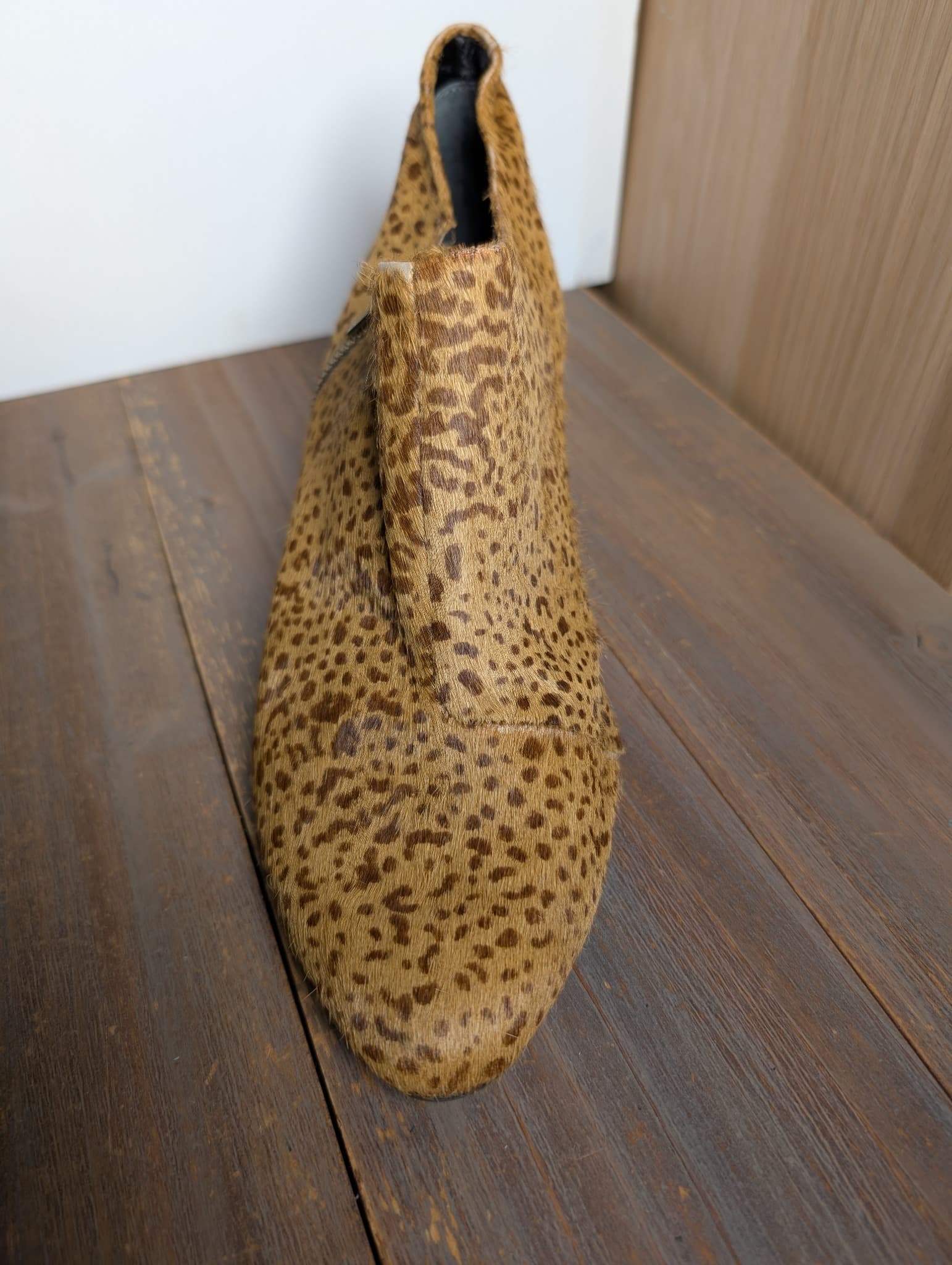 Diana Ferrari Leopard Print Calf Hair Ankle Boots Women's Size 9.5 — photo 3 of 8