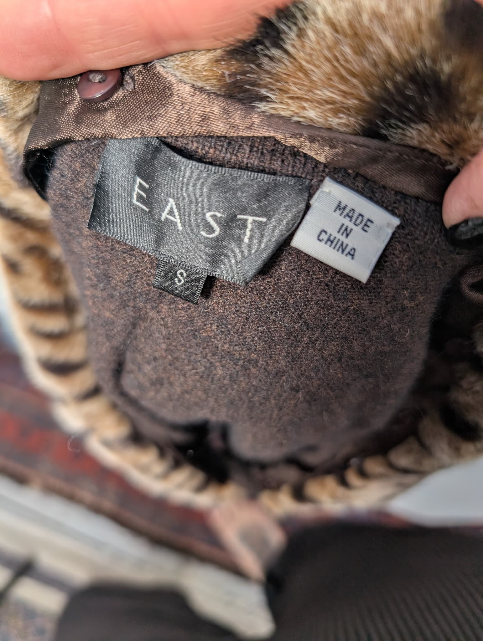 East Knit Cardigan Brown Leopard Print Faux Fur Collar Women's Size S — photo 7 of 9
