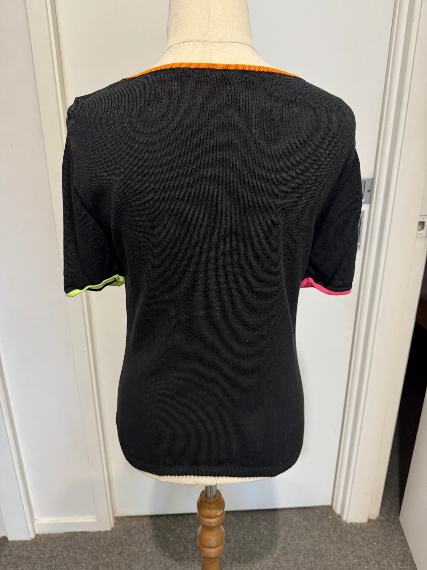 Escada Racing Club Black Short Sleeve Knit Top Size 36 — photo 4 of 10