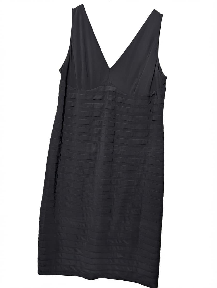 Eve Hunter Tiered V-Neck Sleeveless Sheath Dress Black Size 18 — photo 1 of 7
