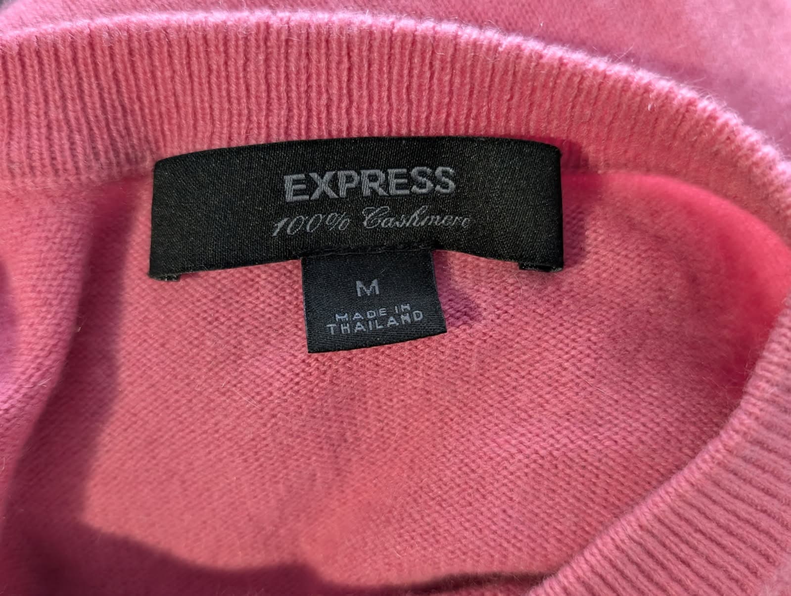 Express Cashmere Crew Neck Sweater Pink Women's Size M — photo 4 of 5