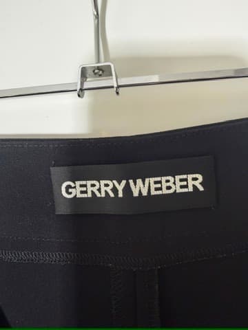 Gerry Weber Slim Style Dress Trousers Black EU 40 — photo 3 of 5