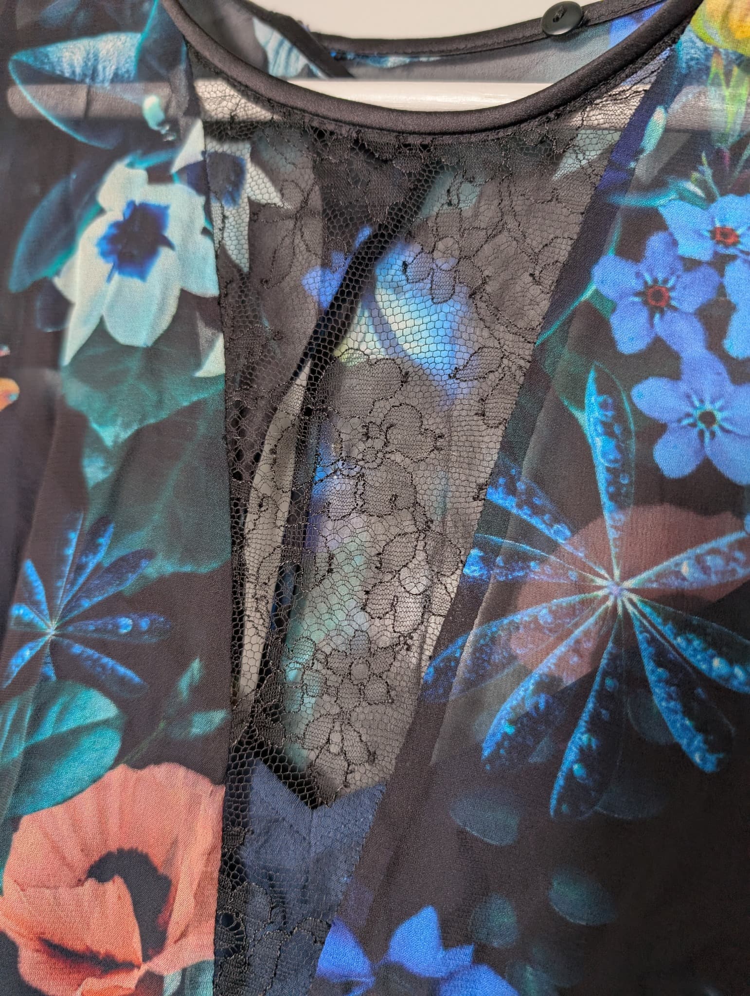 GINGER&SMART Floral Midi Dress Black Blue Pink Size 8 — photo 3 of 9