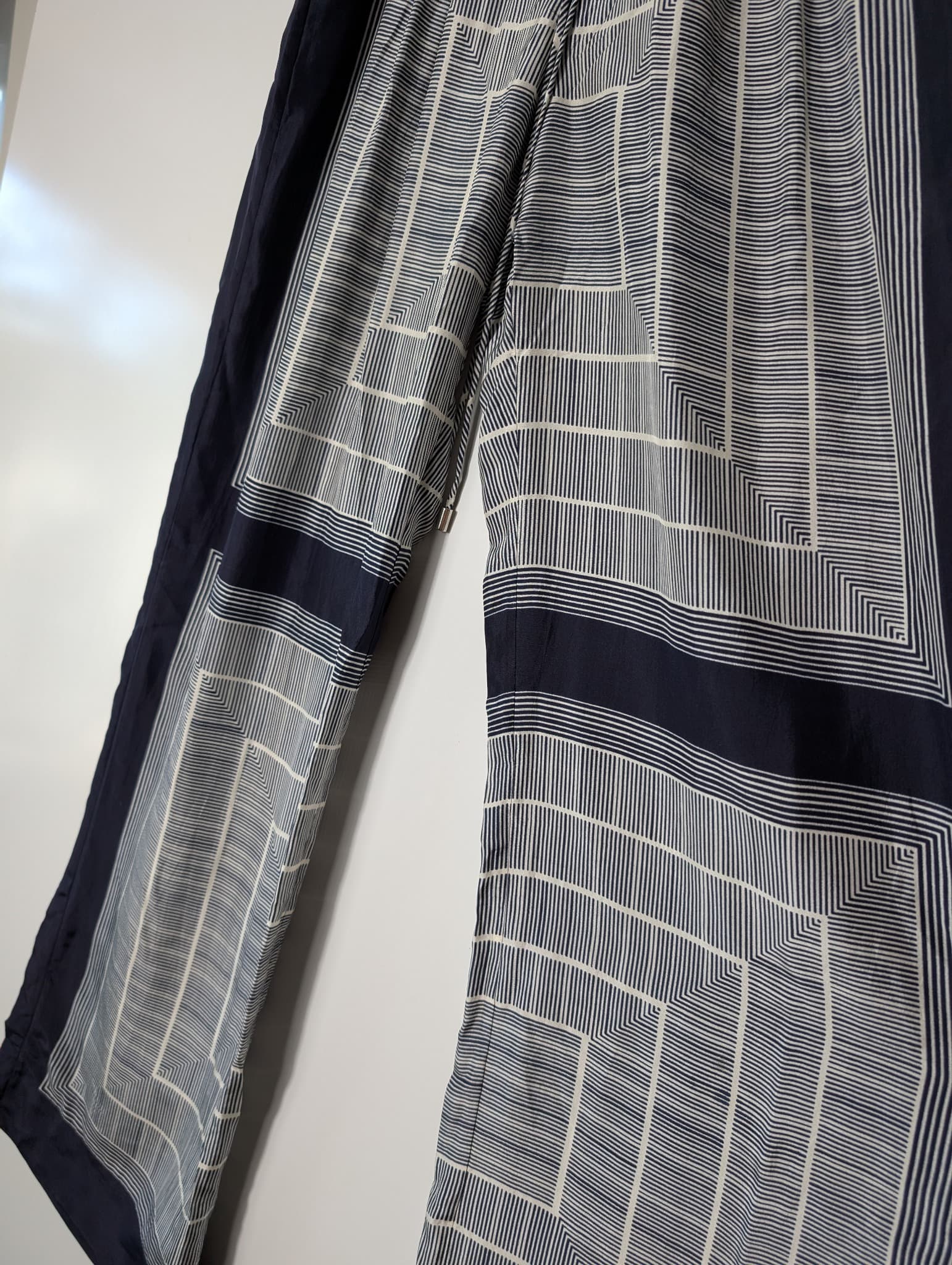 Ginger & Smart Geometric Print Wide-Leg Pants Navy White Size 8 — photo 2 of 9