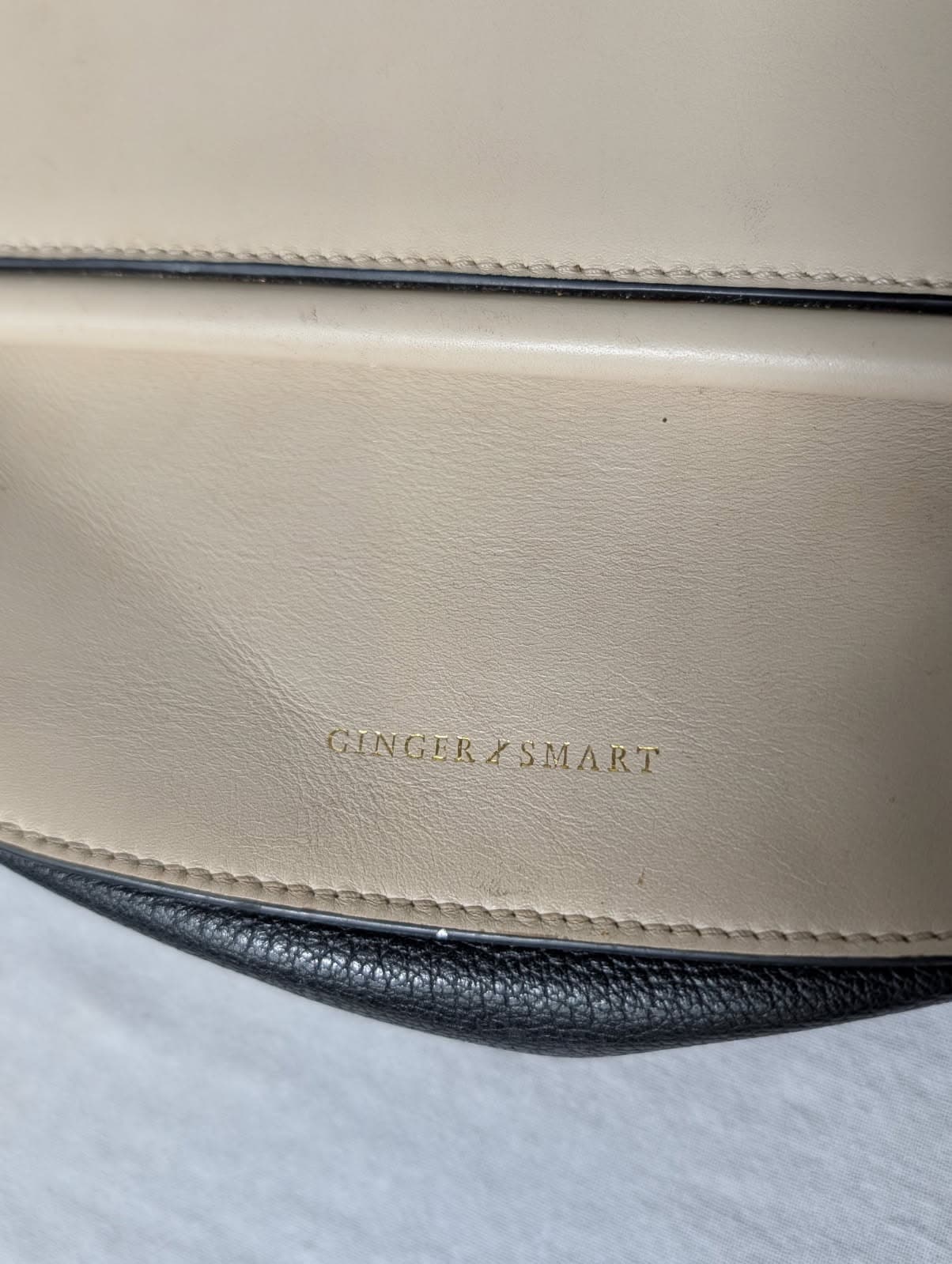 Ginger & Smart Leather Crossbody Bag Black & Cream — photo 5 of 7
