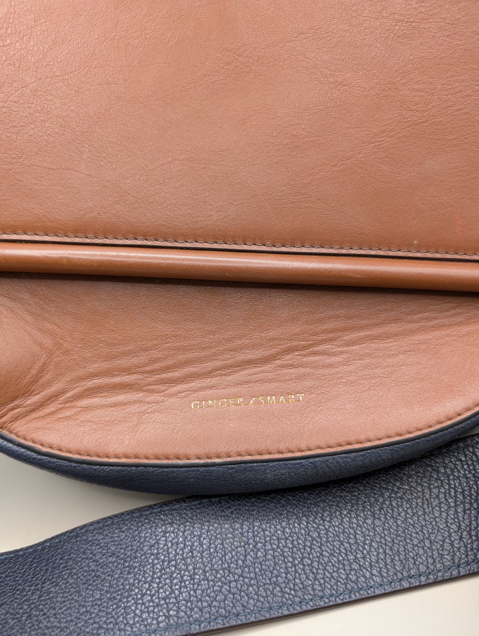 Ginger & Smart Leather Saddle Crossbody Bag Navy and Tan — photo 2 of 8
