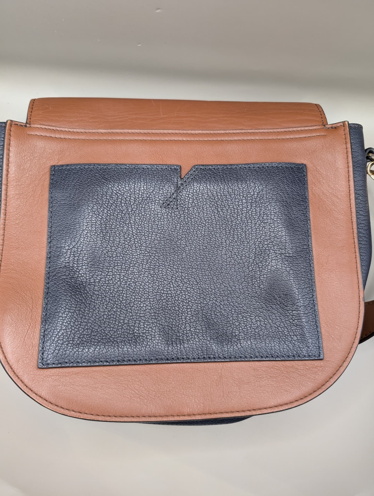 Ginger & Smart Leather Saddle Crossbody Bag Navy and Tan — photo 4 of 8