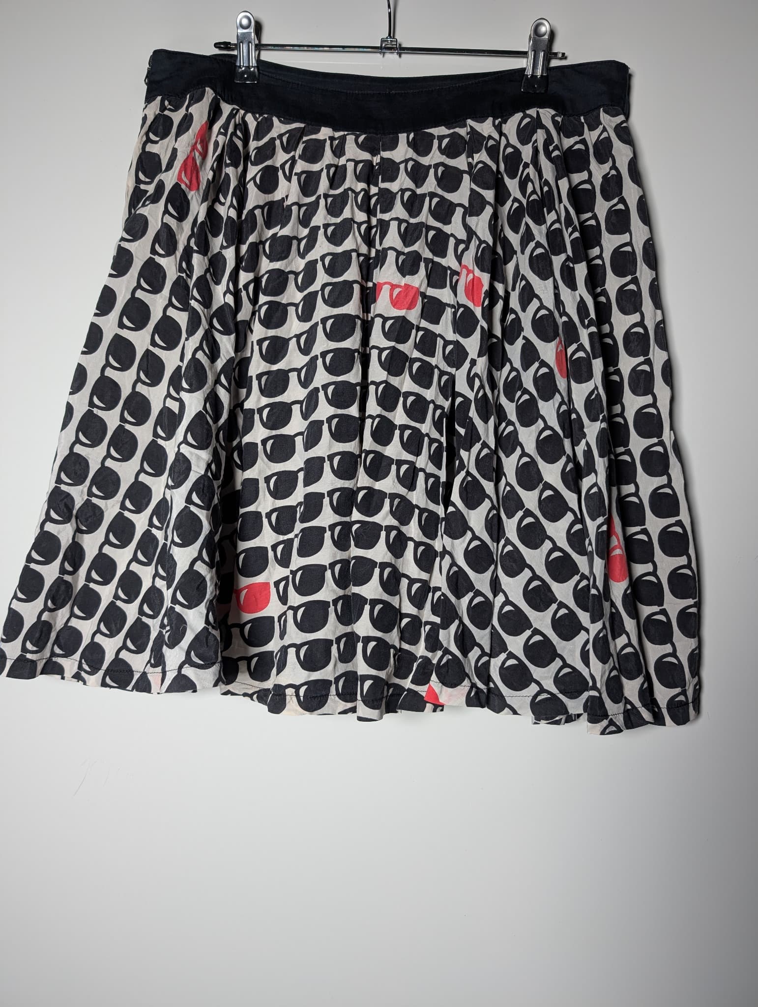 Ginger & Smart Pleated Skirt Sunglasses Print AU 14 — photo 4 of 7