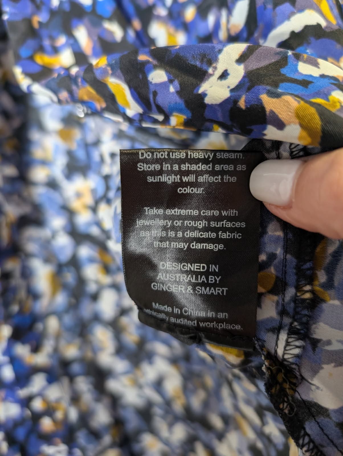 Ginger & Smart Women's Floral Silk Blend Button-Down Blouse - Size 10 — photo 3 of 8