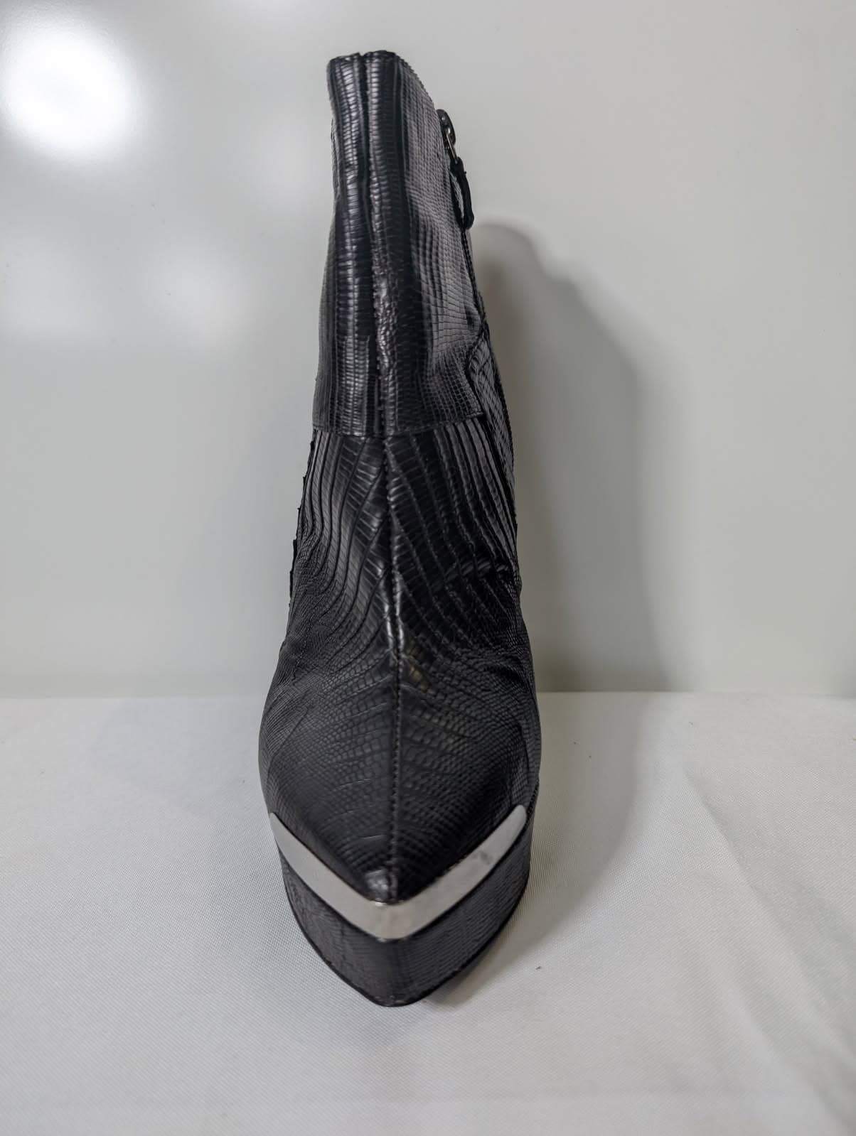 Giuseppe Zanotti Lizard-Embossed Leather Metal-Toe Platform Boots - EU 38 — photo 5 of 5