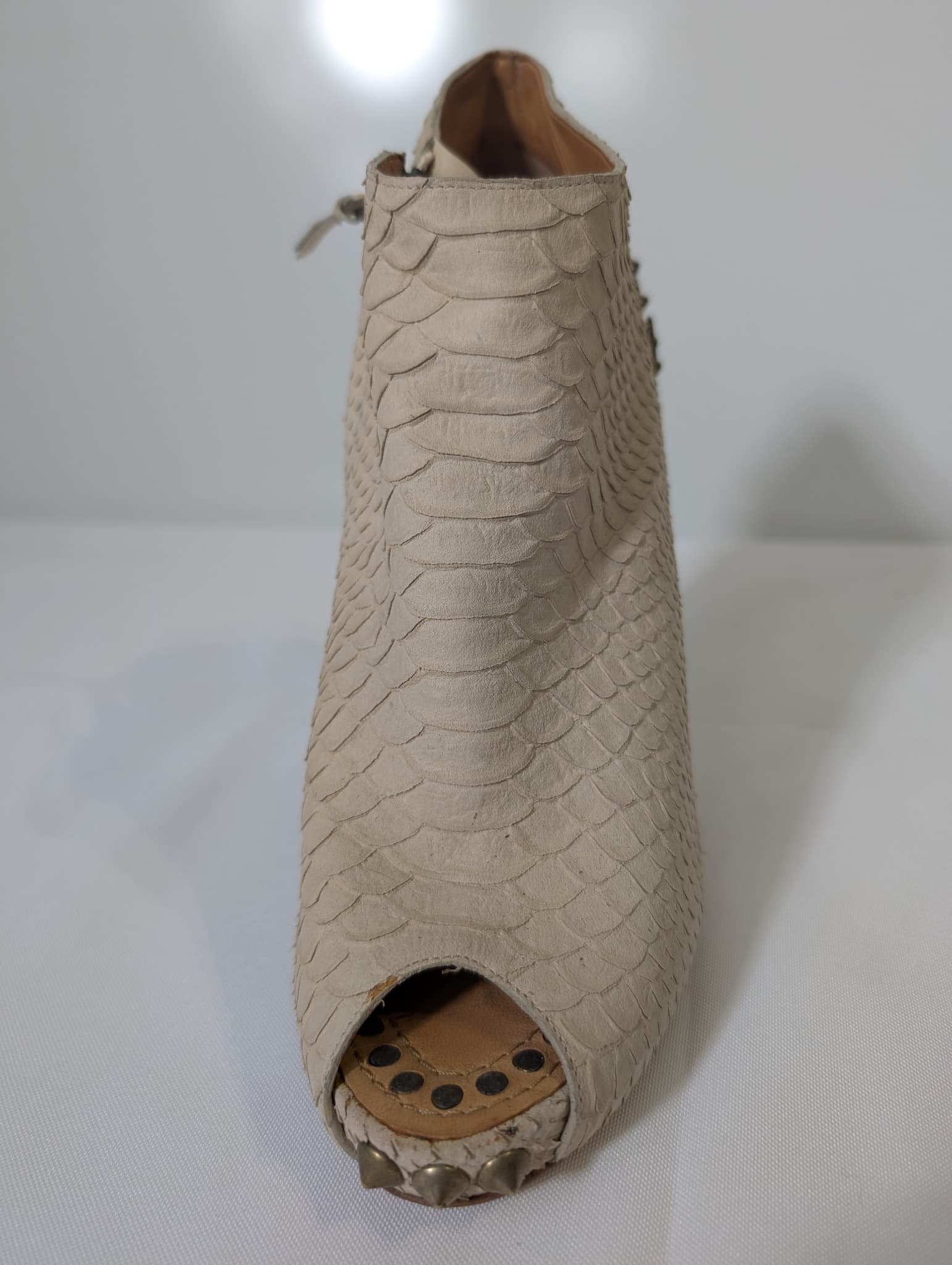 Givenchy Studded Peep-Toe Ankle Boots Beige Leather — photo 5 of 9