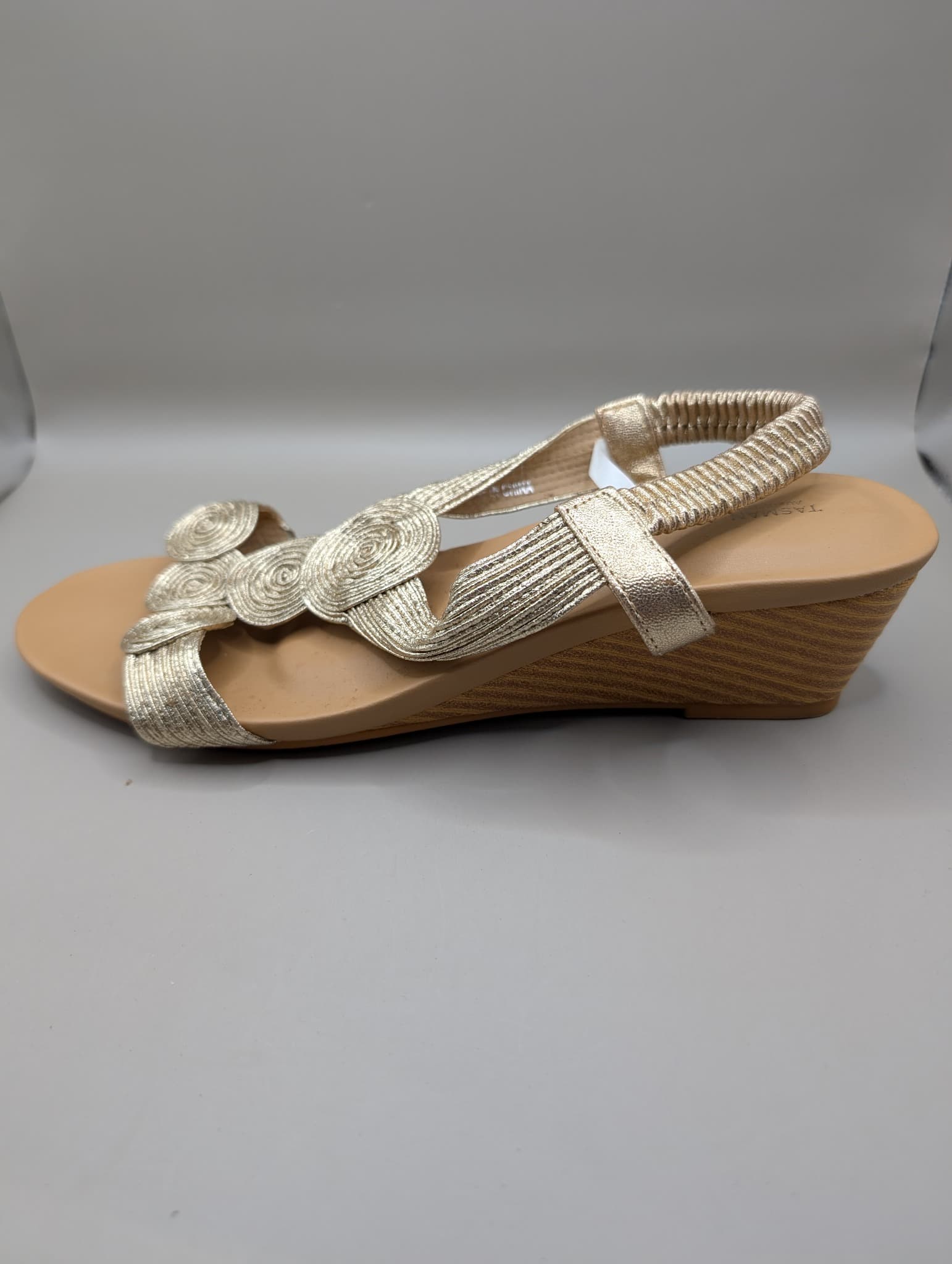 Gold Metallic Spiral Detail Slingback Sandals Women's AU 9.5 — photo 2 of 9