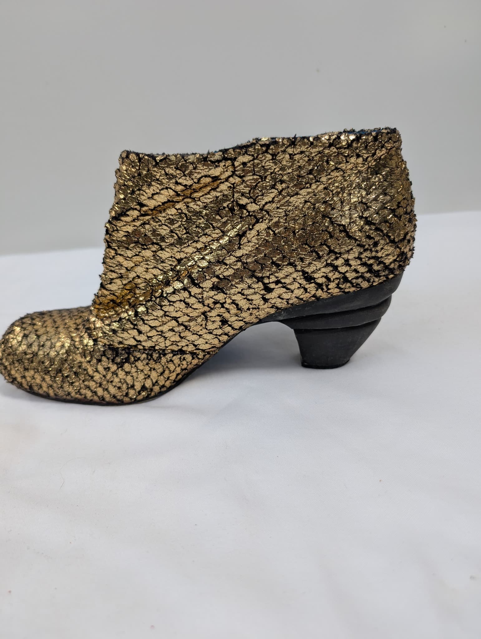 Gold Metallic Textured Leather Ankle Boots Size 39 — photo 2 of 8