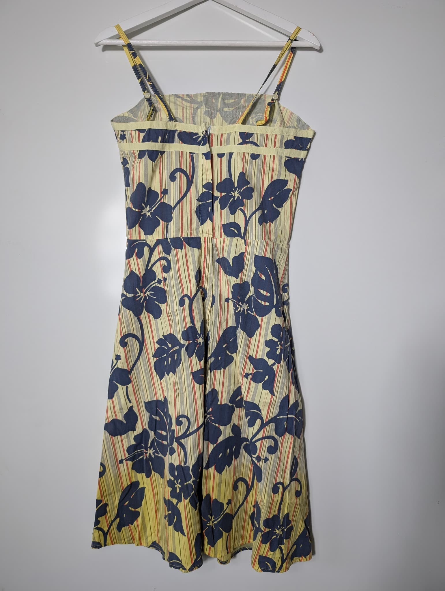 Gossip Tropical Floral Striped Sundress Size 40 — photo 5 of 8