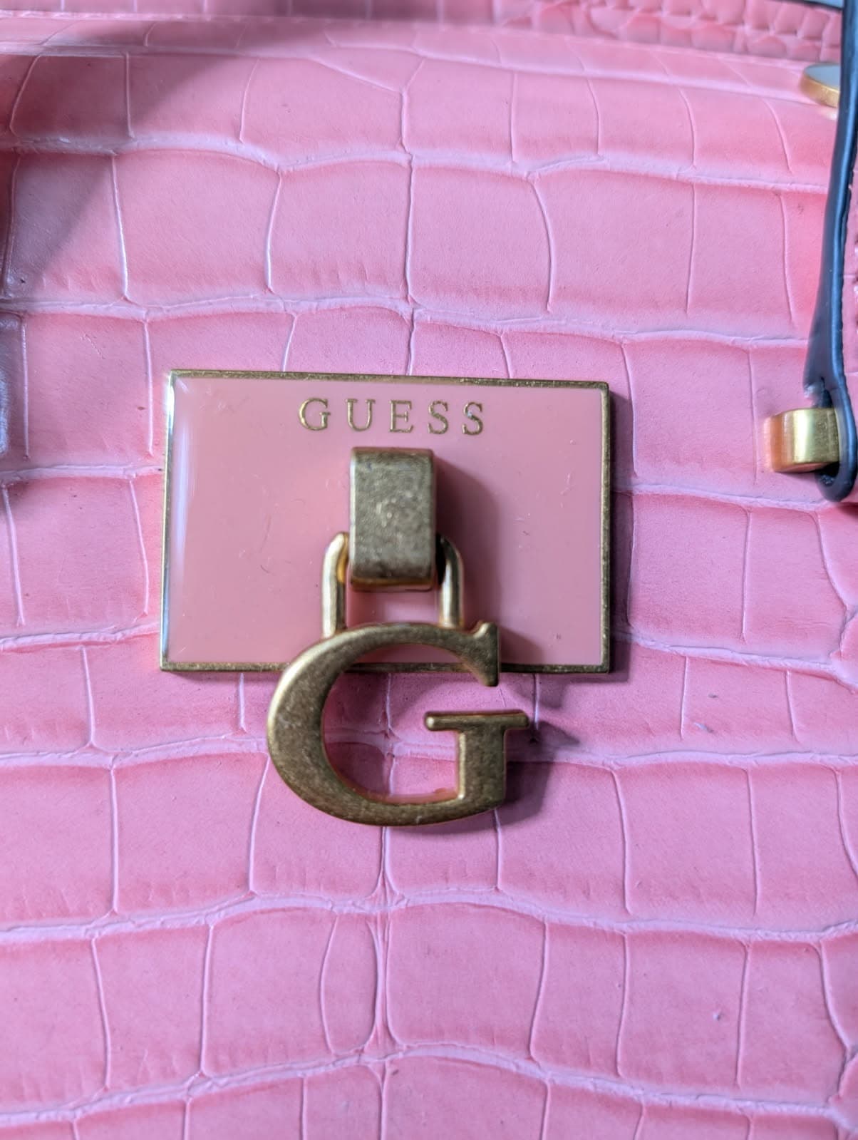 Guess Pink Croc-Embossed Satchel Crossbody Bag — photo 6 of 8
