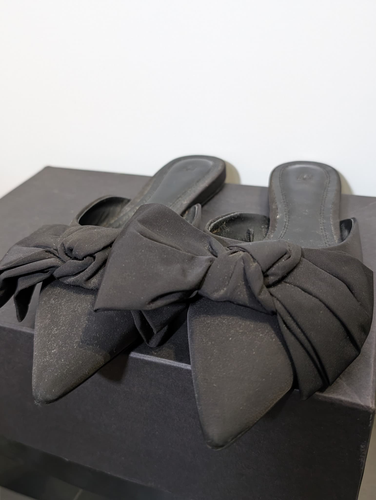 H&M Satin Bow Pointed Mules Black EU 38 — photo 6 of 6