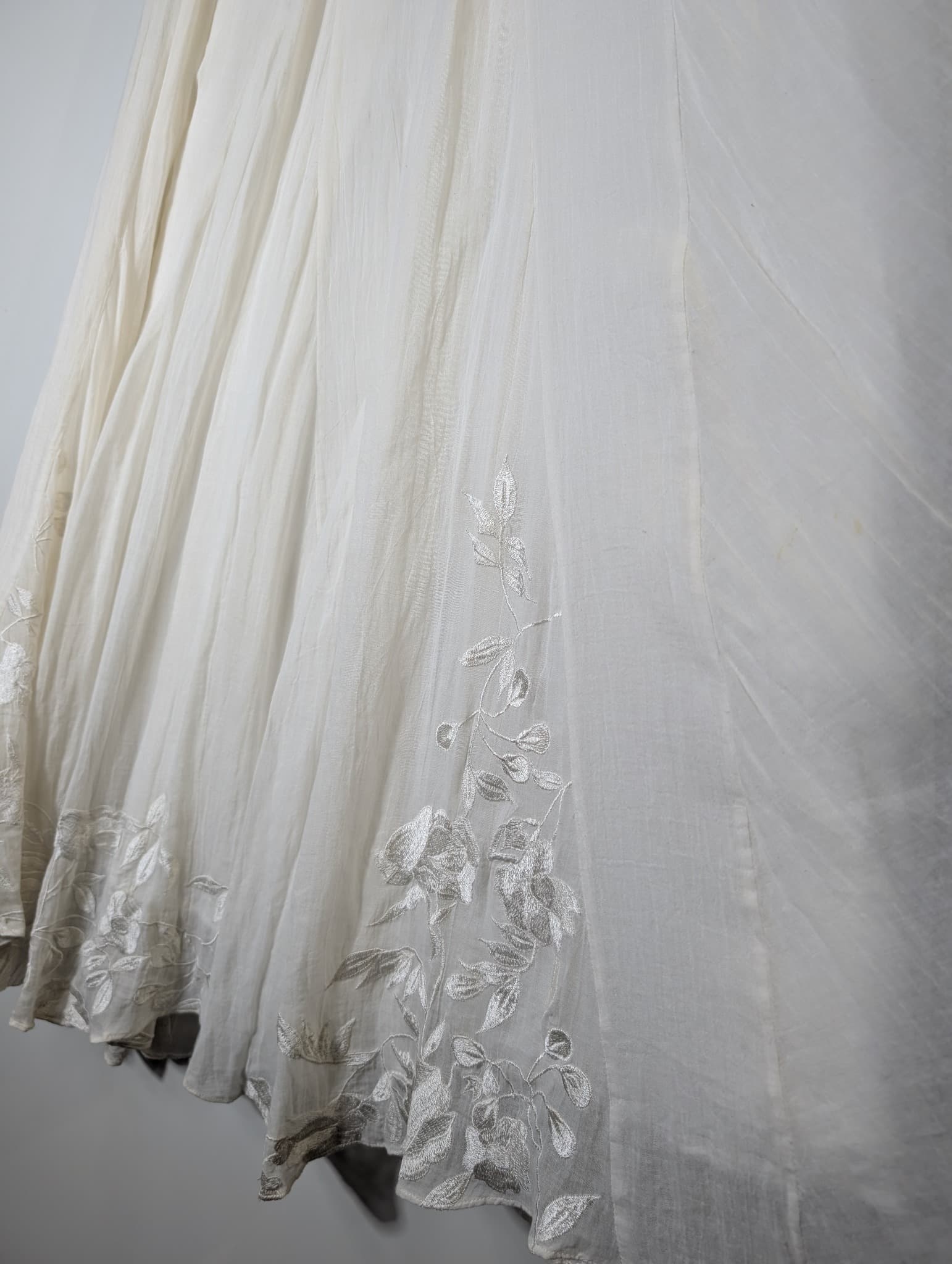 Hemant & Nandita Embroidered Maxi Skirt White Women's XS — photo 2 of 9