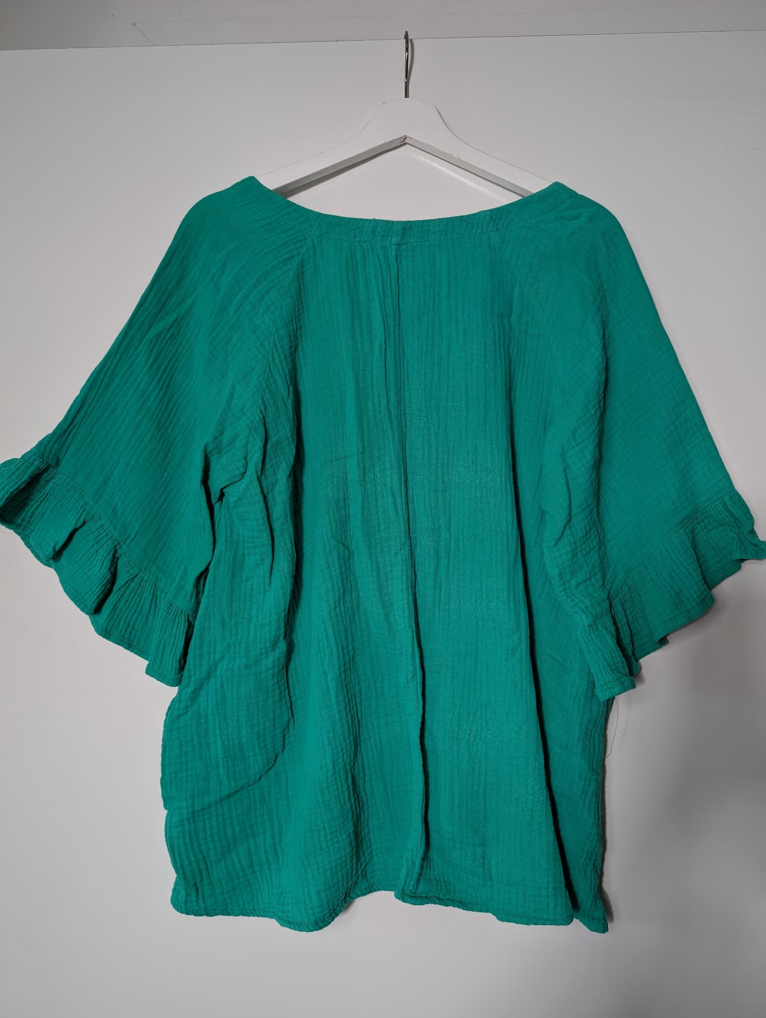 Hourglass Apparel Gauze V-Neck Ruffle Sleeve Top Green Size 12 — photo 4 of 7
