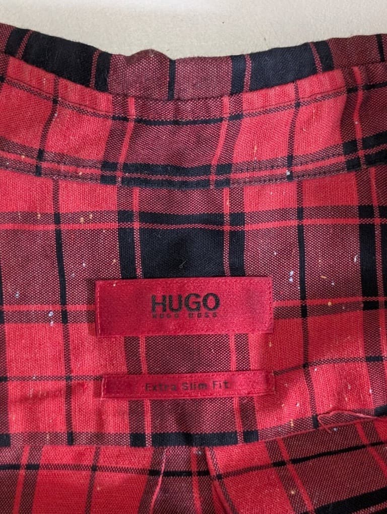 HUGO Boss Red and Black Plaid Button-Down Shirt - Men's Size M — photo 6 of 8