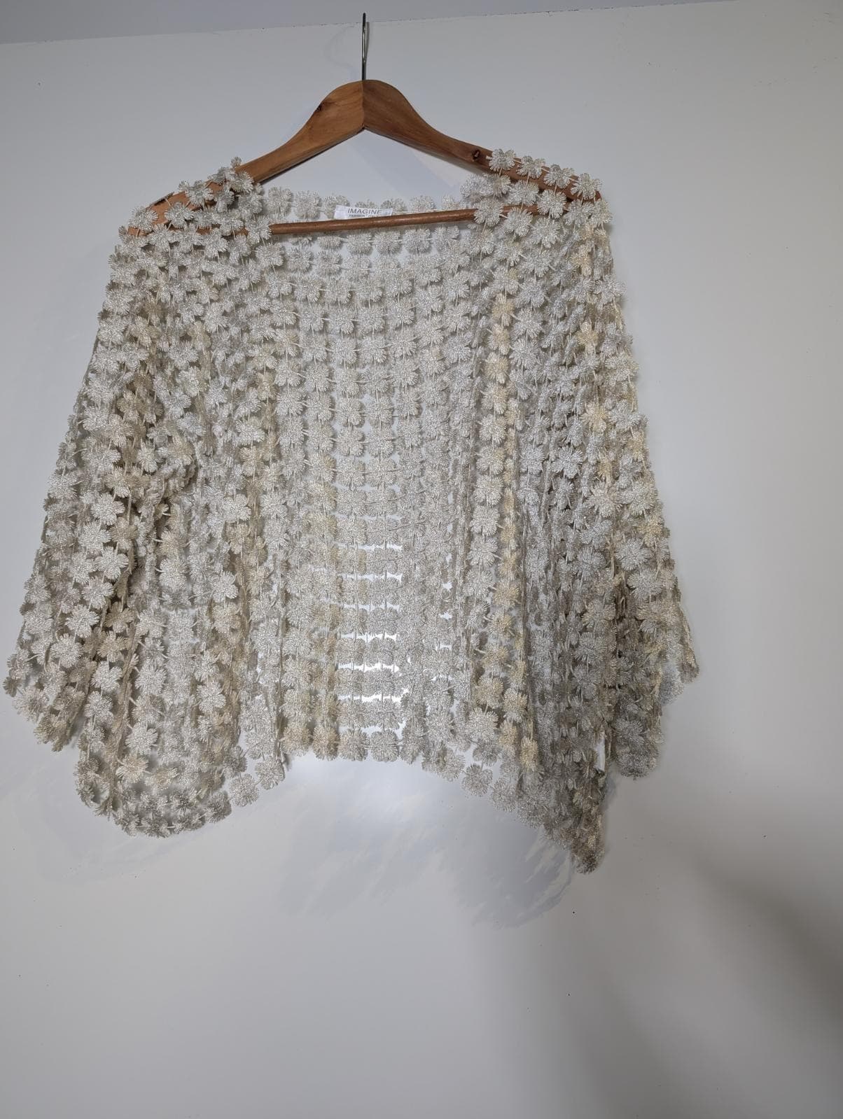 Imagine Fashion Italy Floral Lace Shrug Bolero - Metallic Cream — photo 3 of 8