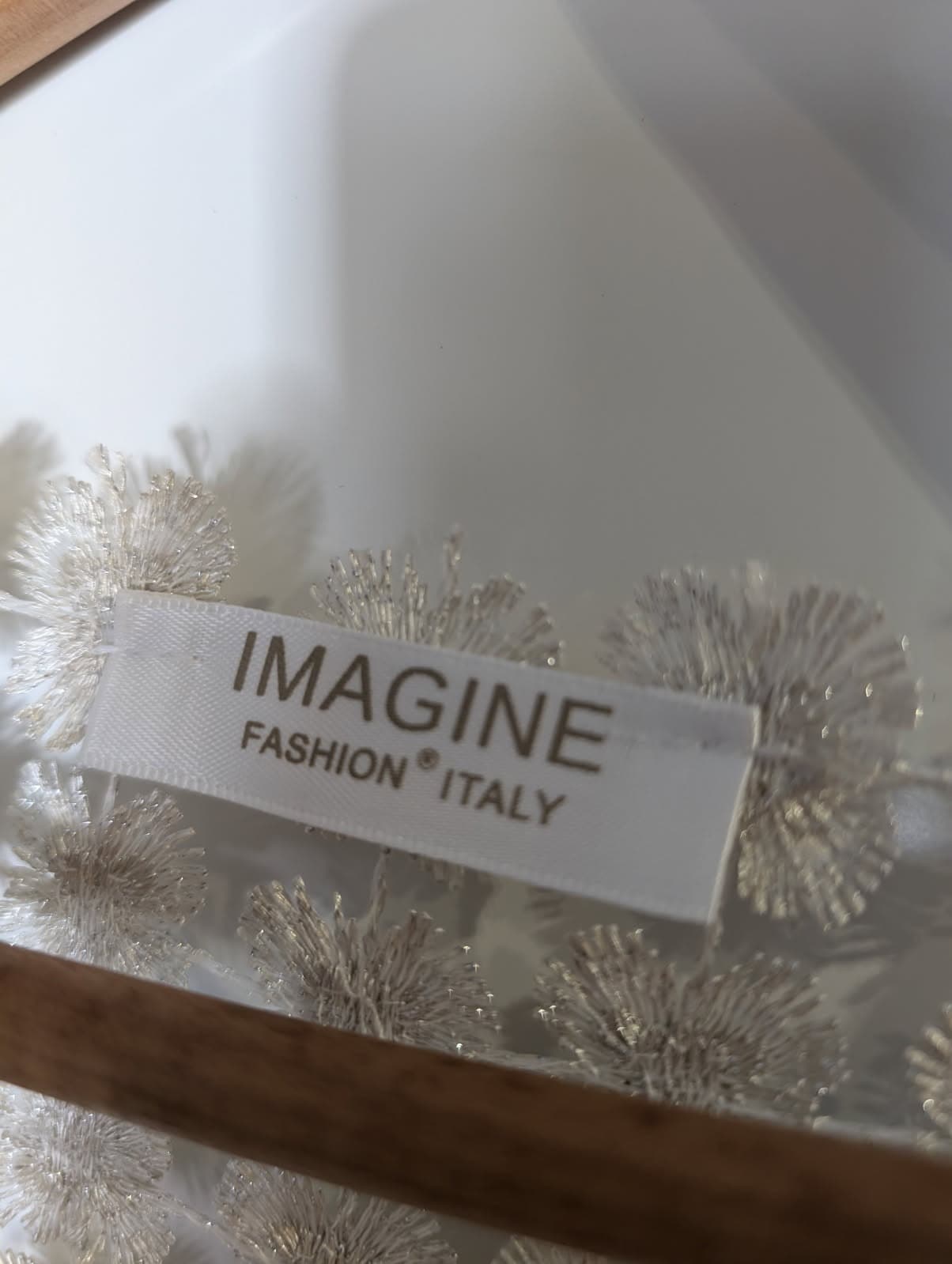 Imagine Fashion Italy Floral Lace Shrug Bolero - Metallic Cream — photo 5 of 8