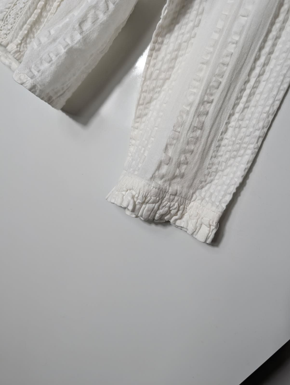 Indi & Cold Victorian-Style Lace Trim Blouse White Size S — photo 3 of 9