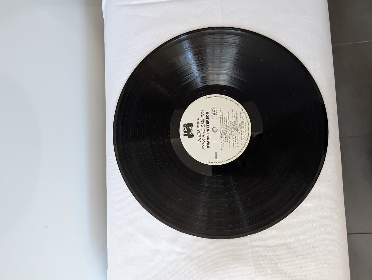 J&B Records Frank Patterson When Irish Eyes Are Smiling Vinyl LP — photo 6 of 6