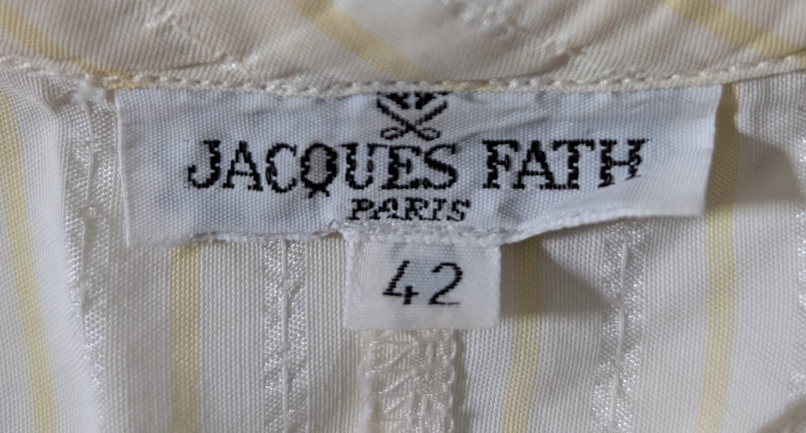 Jacques Fath Paris Vintage Embroidered Peter Pan Collar Blouse — photo 3 of 5