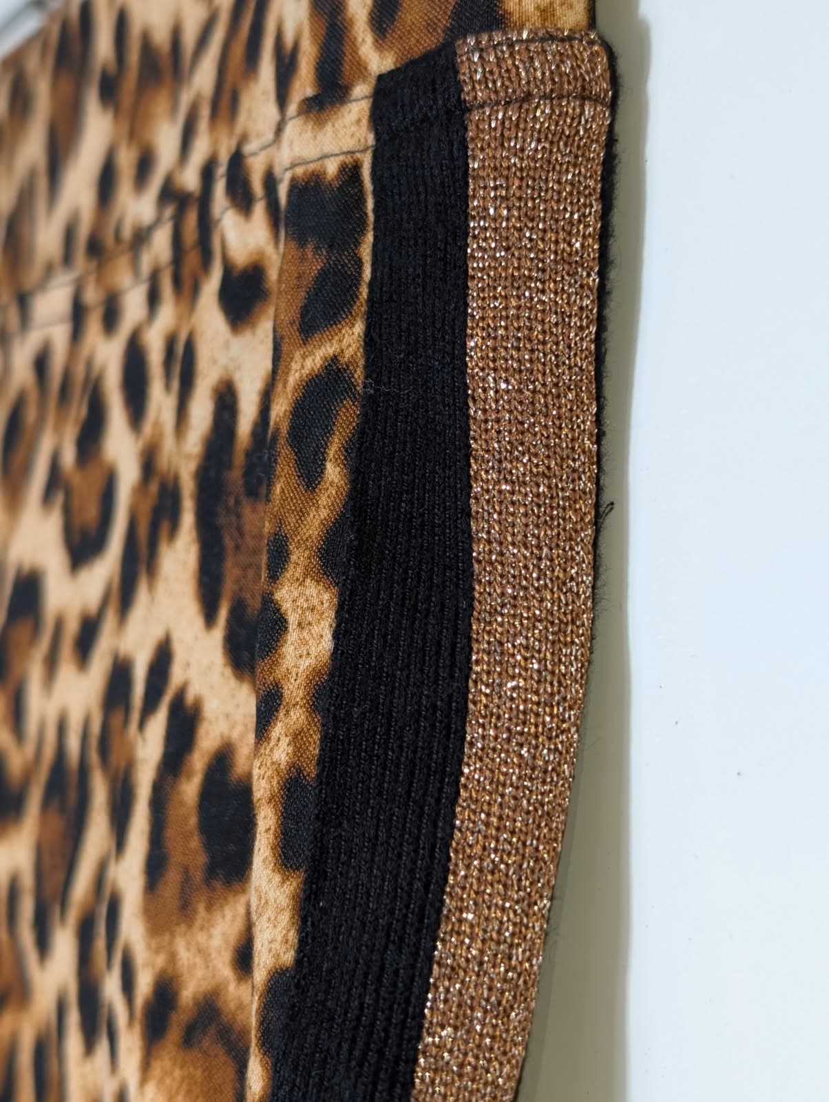 Joseph Ribkoff Leopard Print Pants - Side Stripe Detail US 6 — photo 5 of 6